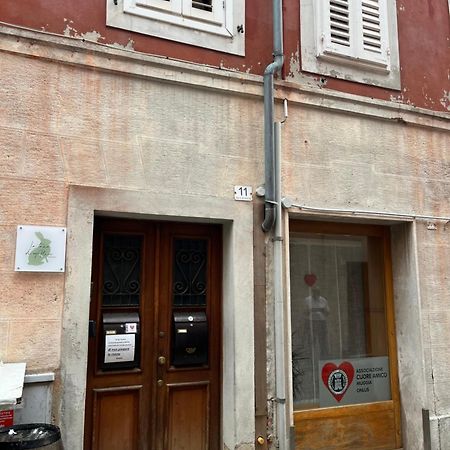 La Tana Di Alice Apartamento Múggia Exterior foto